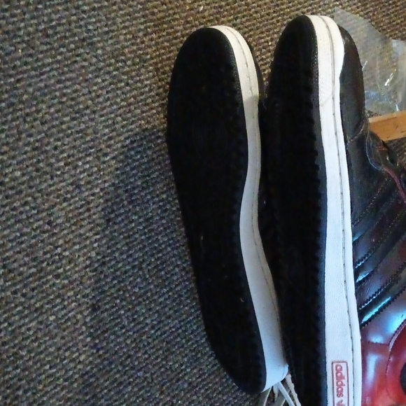 adidas - Picture 5 of 6